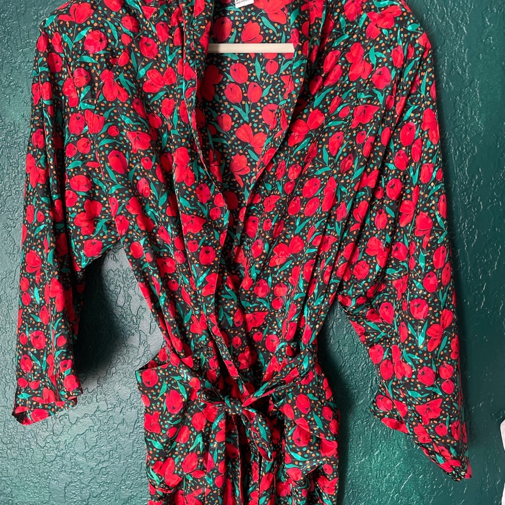 Vintage 90s red floral robe J.O. Intimates